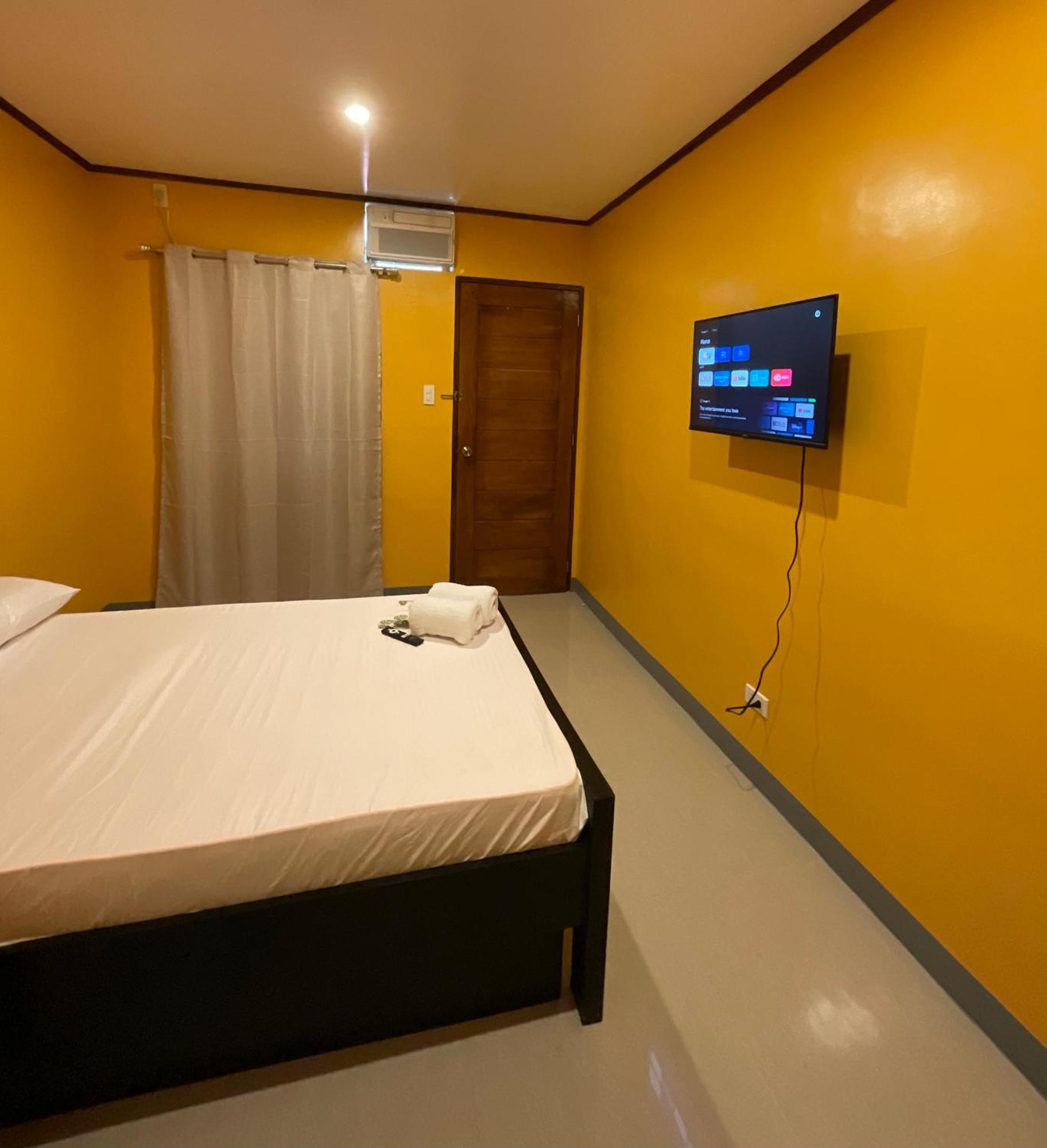 Halajo Bnb Transient Laoag Ruang foto